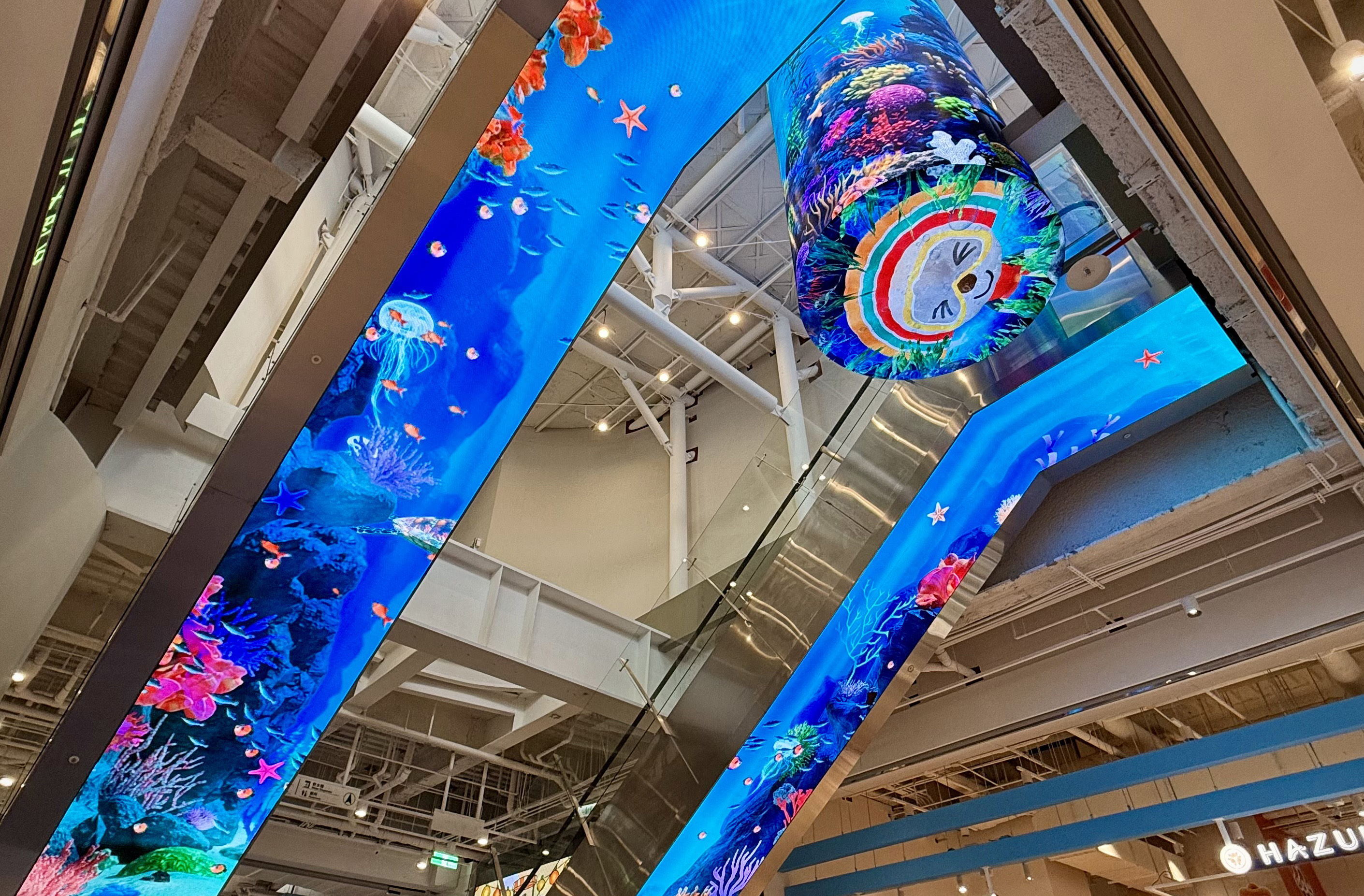 達擎與傑可達整合先進顯示技術與軟硬體應用服務，提供一系列大型LED顯示解決方案，為全新改裝開幕的「清水服務區」佈局嶄新視覺體驗。