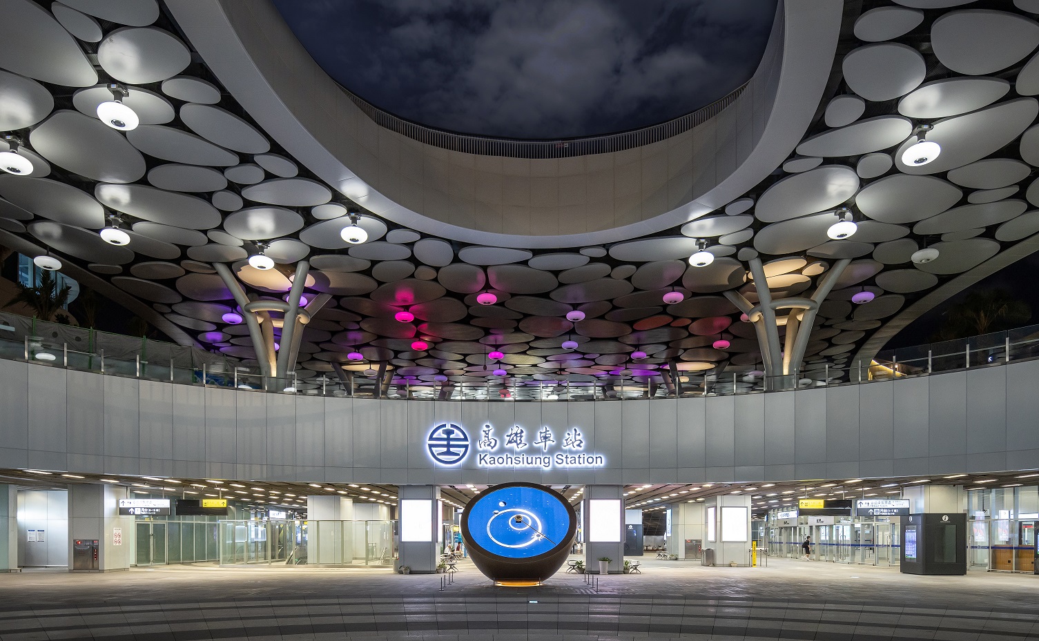 達(dá)擎旗下創(chuàng)利空間攜手侯林設(shè)計(jì) 打造高雄車站共感空間