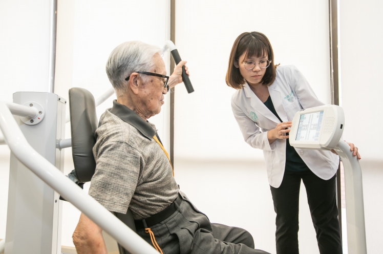 【雙連贍養中心】互聯網智慧照護方案 建構優質銀發生活