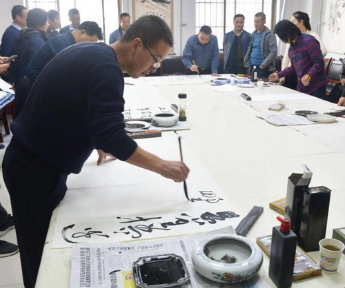 文化交流促發(fā)展 翰墨丹青繪新篇——縣政協(xié)組織文化藝術(shù)界委員赴宕昌縣開(kāi)展考察交流活動(dòng)